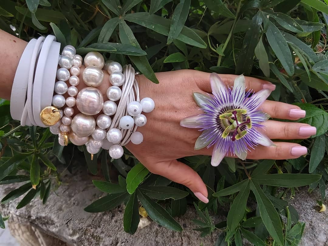 Сбор заказов до 10 сентября. Бижутерия из самого сердца Каталонии. Многослойные кожаные браслеты, эмаль и майорский жемчуг. Сбор заказов до 10 сентября. Бижутерия из самого сердца Каталонии. Многослойные кожаные браслеты, эмаль и майорский жемчуг.