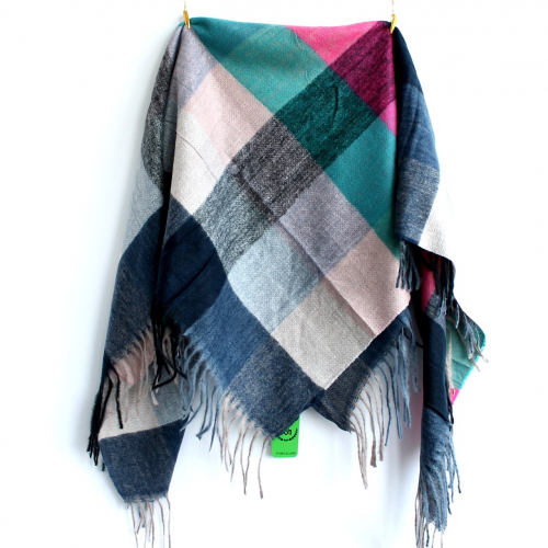 Платок Оптовая цена: 500 р Описание Размер: 104*104 см. Состав: шерсть, вискоза. Платок Оптовая цена: 500 р Описание Размер: 104*104 см. Состав: шерсть, вискоза.