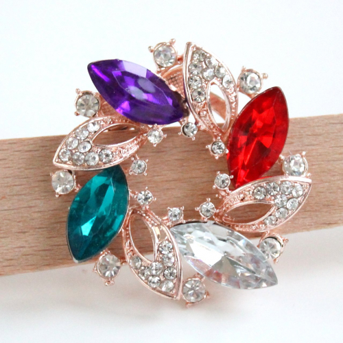 Брошка Оптовая цена: 89 р Брошка Оптовая цена: 89 р