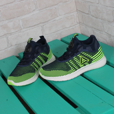 Кроссовки 36-41 Оптовая цена: 330 р Кроссовки 36-41 Оптовая цена: 330 р