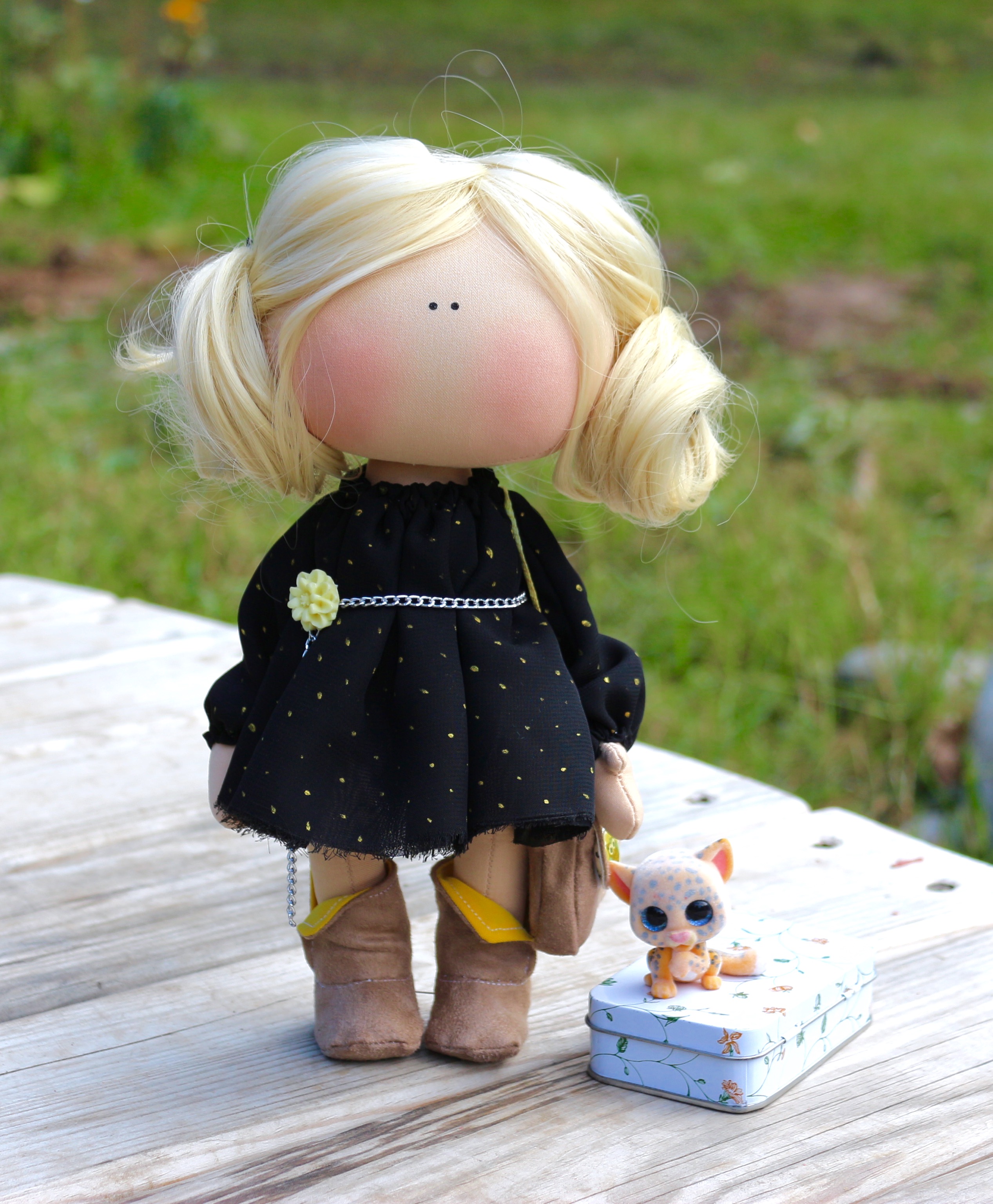 Милое чёрное платье Милое чёрное платье