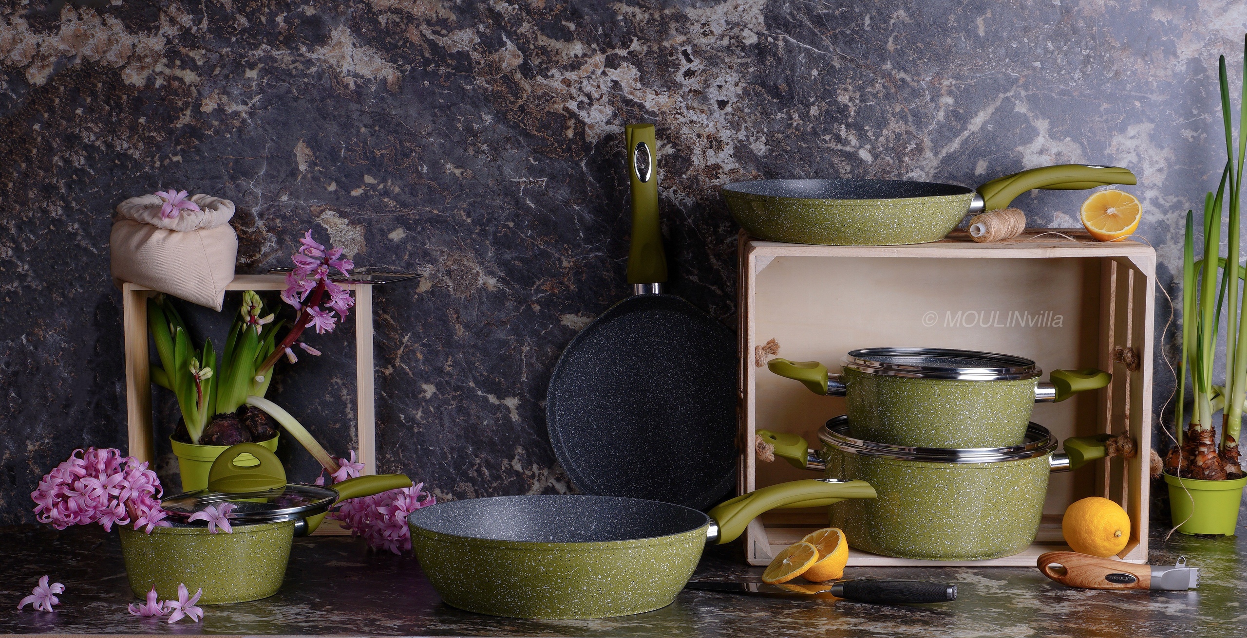 Распродажа сковородок, кастрюль,форм для выпечки, кухонных принадлежностей M*ou*l*in*V*i*ll*a Распродажа сковородок, кастрюль,форм для выпечки, кухонных принадлежностей M*ou*l*in*V*i*ll*a