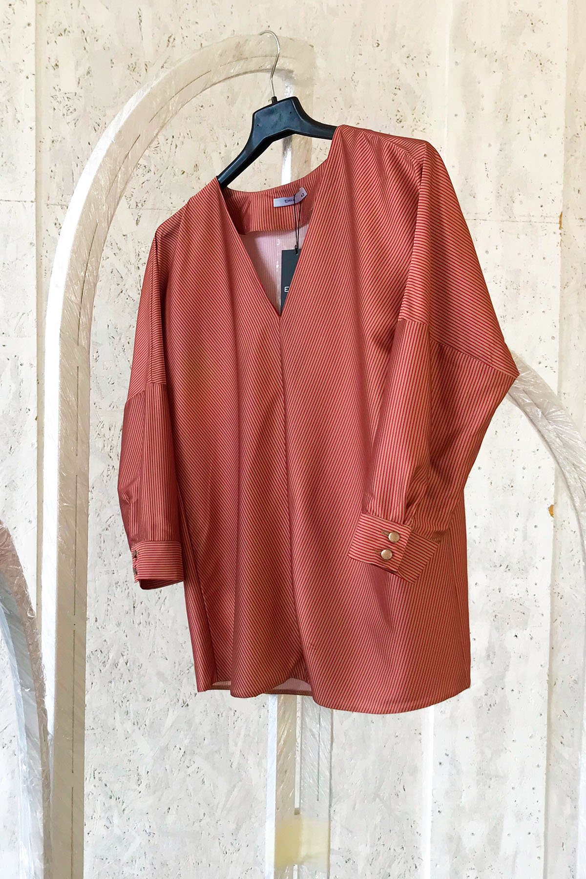 РАСПРОДАЖА! Блузка в полоску за 990 рублей (вместо: 1690 руб., цена в рознице 4790!) Размеры: 42-56 РАСПРОДАЖА! Блузка в полоску за 990 рублей (вместо: 1690 руб., цена в рознице 4790!) Размеры: 42-56