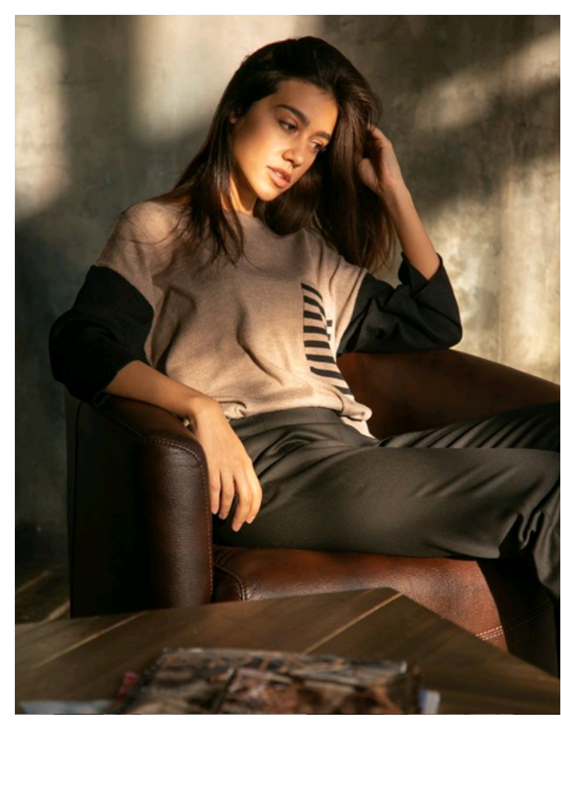 Джемпер оверсайз - еще один актуальный тренд холодного сезона 2019-2020. Джемпер оверсайз - еще один актуальный тренд холодного сезона 2019-2020.