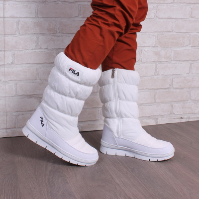 Зимние сапожки 36-41 Оптовая цена: 1220 р Зимние сапожки 36-41 Оптовая цена: 1220 р