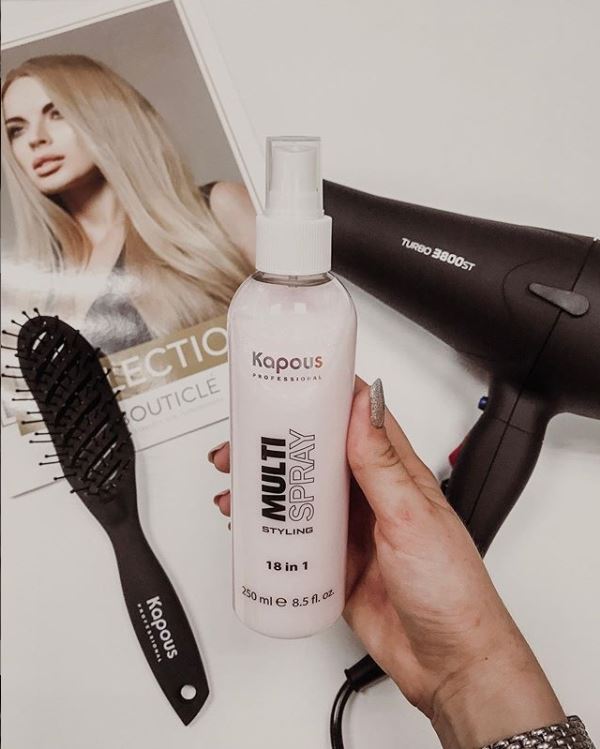 Стайлинг и уход в одном флаконе. Multi Spray 18 in 1 от Kapous - это многофункциональный несмываемый кондиционер-уход за длиной и кончиками. Стайлинг и уход в одном флаконе. Multi Spray 18 in 1 от Kapous - это многофункциональный несмываемый кондиционер-уход за длиной и кончиками.