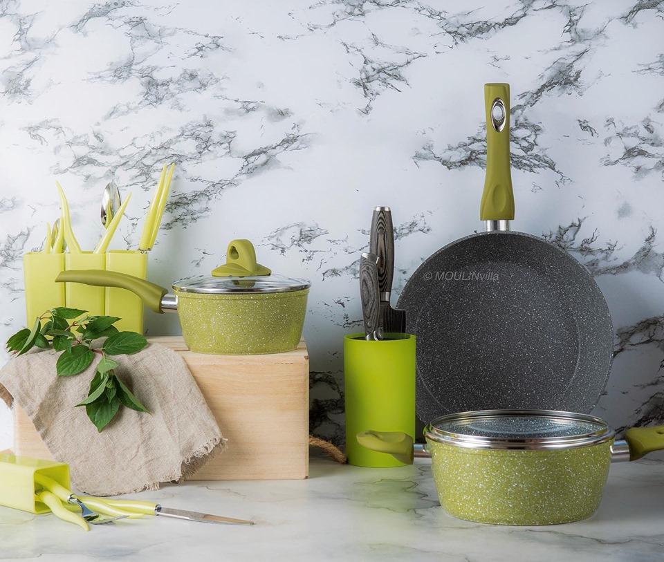 Новогодняя распродажа сковородок, кастрюль,форм для выпечки, термосов,кухонных принадлежностей M*ou*l*in*V*i*ll*a. Новогодняя распродажа сковородок, кастрюль,форм для выпечки, термосов,кухонных принадлежностей M*ou*l*in*V*i*ll*a.