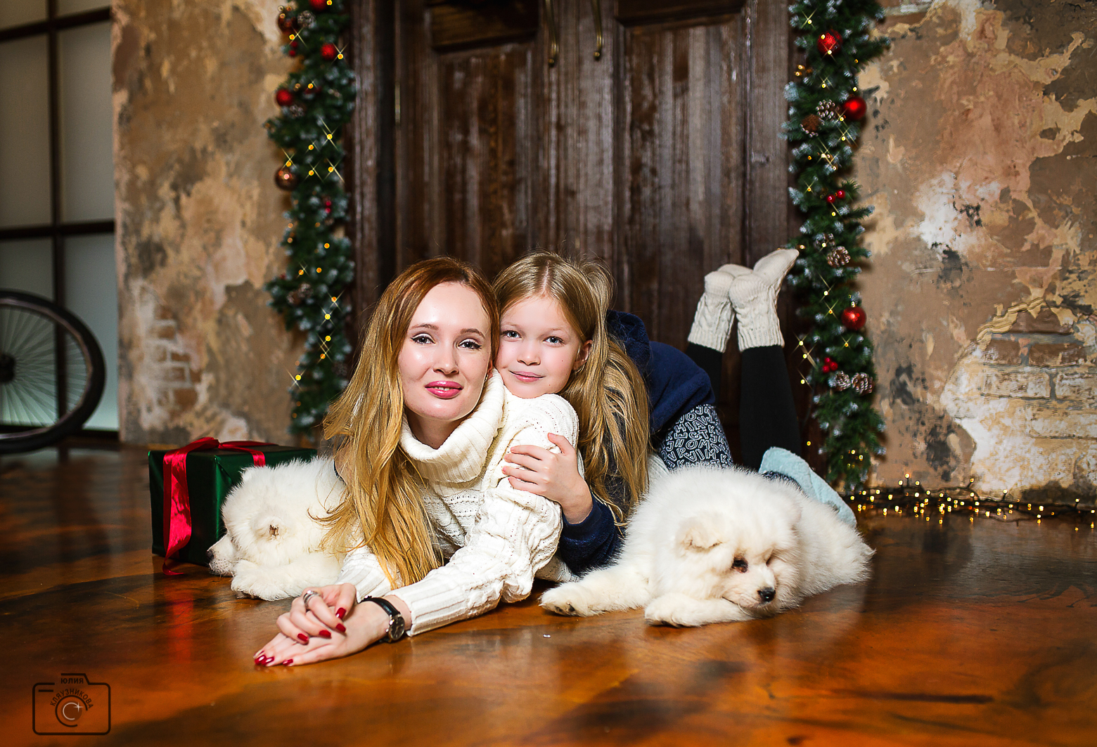 Семейная фотосессия с щенками самоеда! осталось 1 местечко! Подарите своему ребенку восхитительные эмоции! Семейная фотосессия с щенками самоеда! осталось 1 местечко! Подарите своему ребенку восхитительные эмоции!