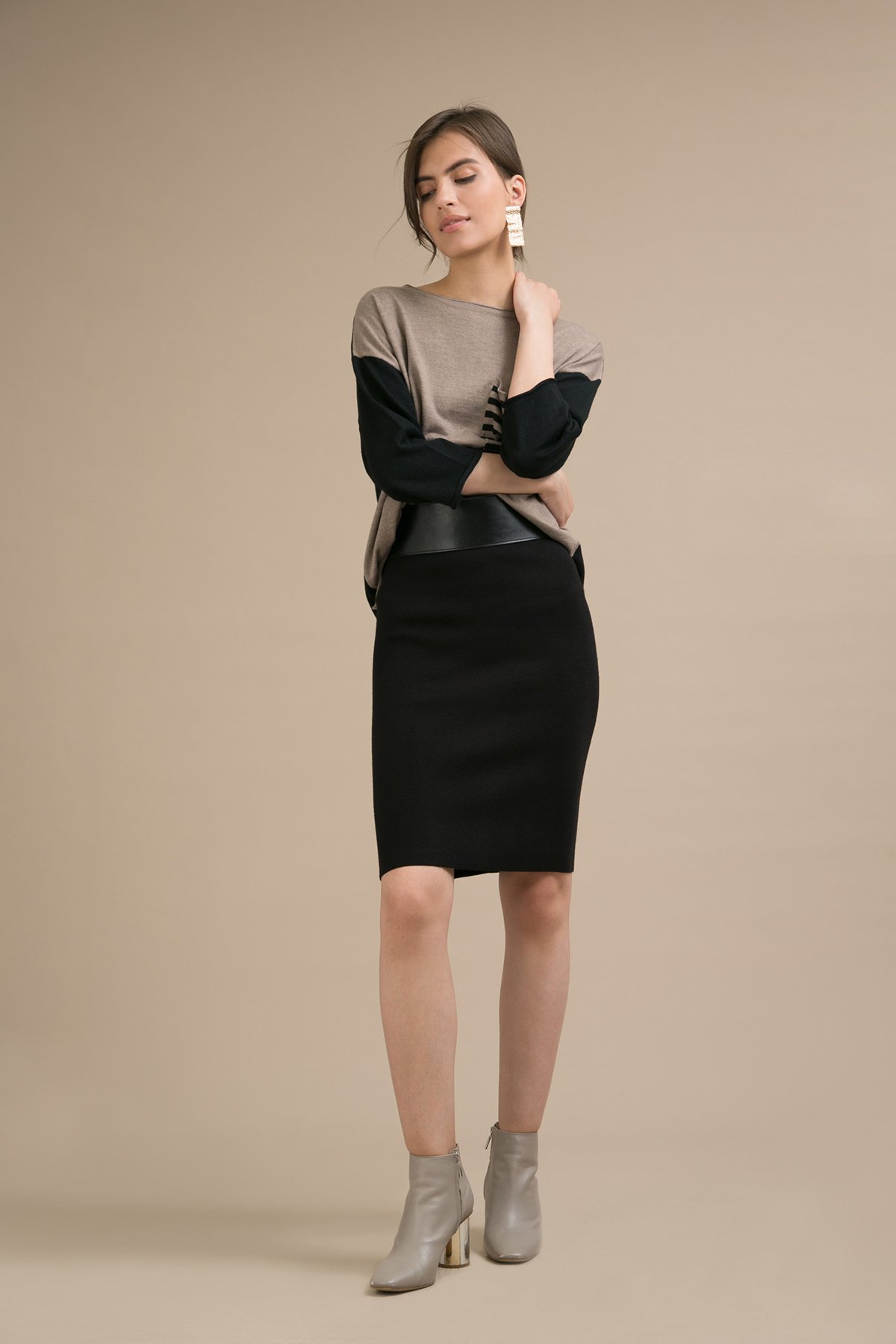 Финальная распродажа! Трикотажная юбка за 790 рублей (вместо: 1390 руб., цена в рознице 3890!) Размеры: 42-50 Финальная распродажа! Трикотажная юбка за 790 рублей (вместо: 1390 руб., цена в рознице 3890!) Размеры: 42-50