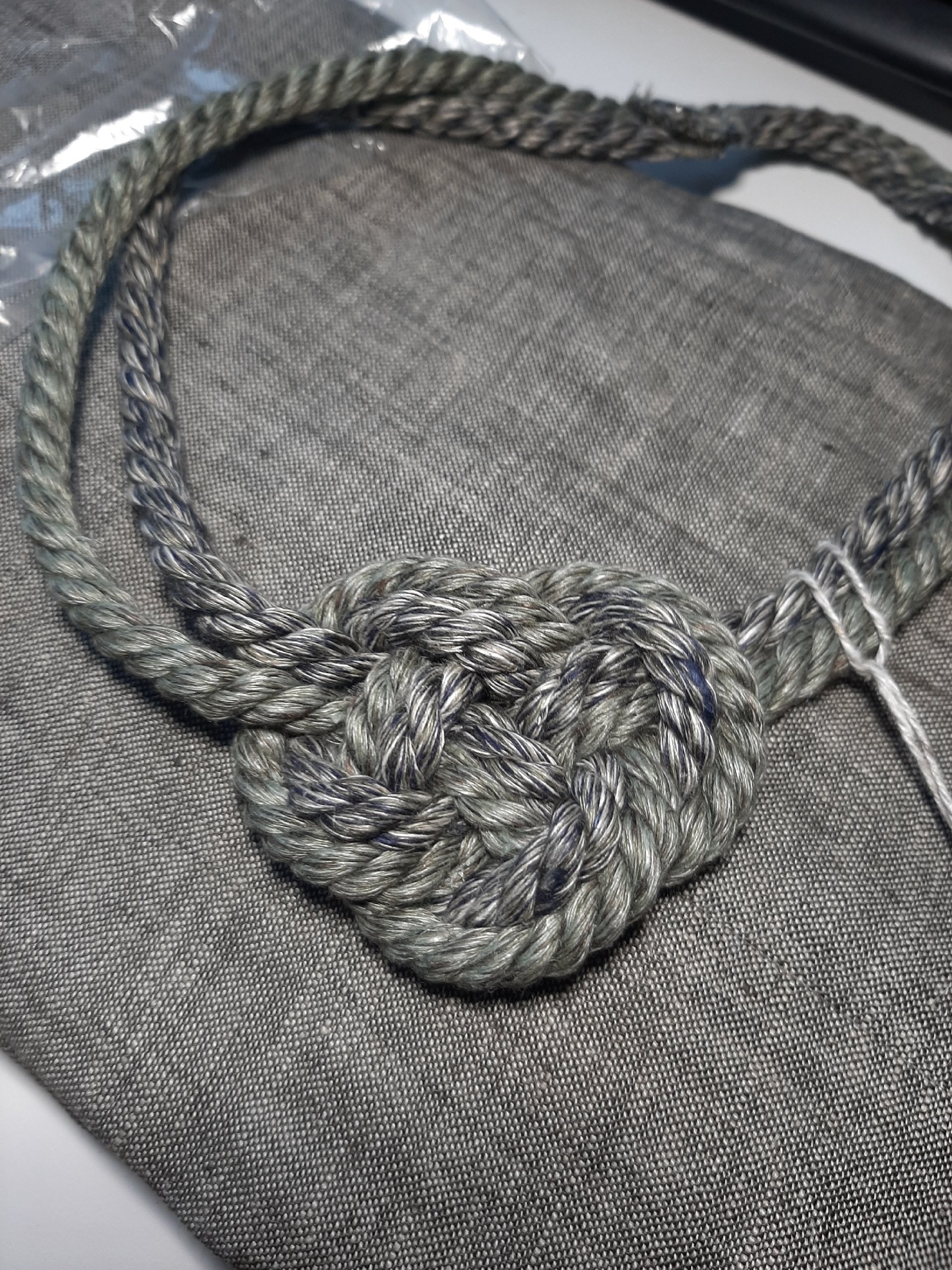 Вчера разбирала вещи по АртЛёну - это восторг! Цвета намного насыщеннее и ярче, чем на фото. Ручная работа! Сделано с любовью! АртЛён, с которым окрыЛЁН... Постепенно буду выкладывать реальные фото в теме. Вчера разбирала вещи по АртЛёну - это восторг! Цвета намного насыщеннее и ярче, чем на фото. Ручная работа! Сделано с любовью! АртЛён, с которым окрыЛЁН... Постепенно буду выкладывать реальные фото в теме.