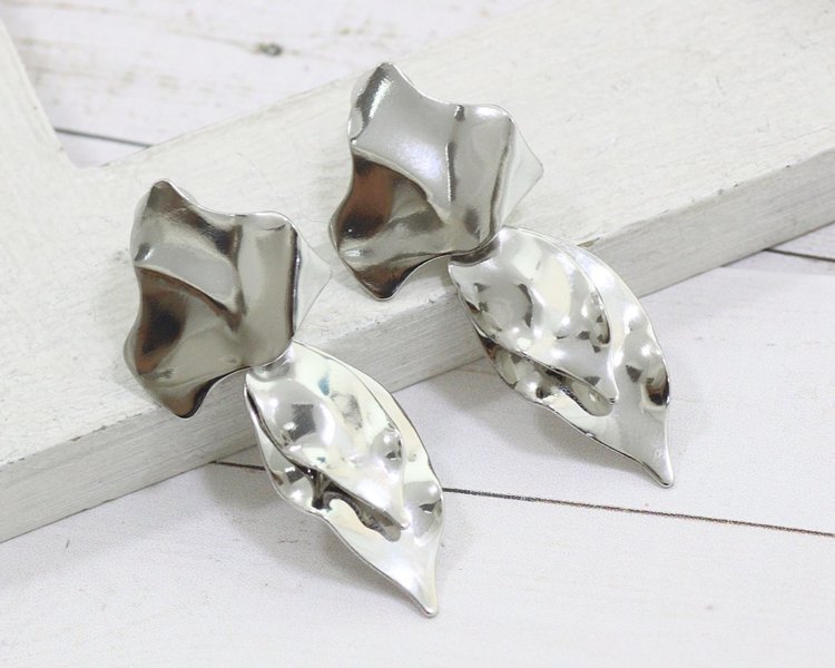 VelVett - всё, чтоб свести кавалера с ума! Шикарная бижутерия! Серьги, кольца, браслеты, цепочки, колье, бусы, брошки. Май VelVett - всё, чтоб свести кавалера с ума! Шикарная бижутерия! Серьги, кольца, браслеты, цепочки, колье, бусы, брошки. Май