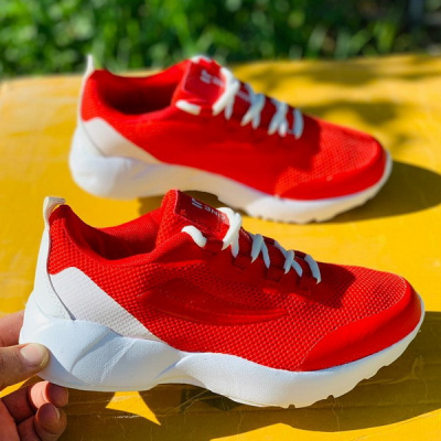 Кроссовки Базовая цена: 980 р Кроссовки Базовая цена: 980 р