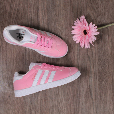 Кроссовки 36-41 Базовая цена: 550 р Кроссовки 36-41 Базовая цена: 550 р