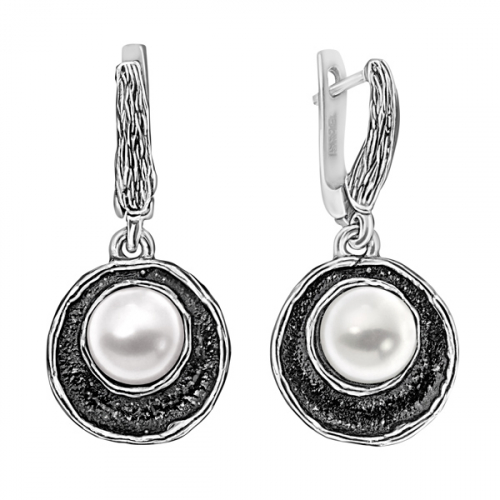 Серебряные серьги с жемчугом Базовая цена: 3700 р+орг Уровень цен: СП цены Металл: Серебро 925Основная вставка: Жемчуг Средний вес: 9.37 гр. Серебряные серьги с жемчугом Базовая цена: 3700 р+орг Уровень цен: СП цены Металл: Серебро 925Основная вставка: Жемчуг Средний вес: 9.37 гр.