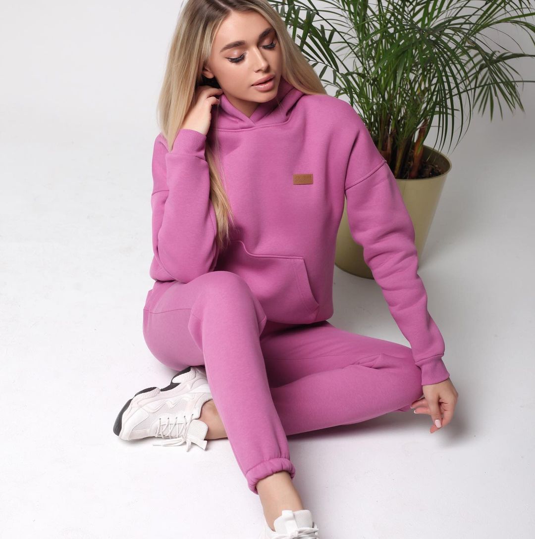 Sport шик! От Plum.Ликвидация коллекции! Невероятно Бомбические комбезы, костюмы и модные толстовки. Шапки. Sport шик! От Plum.Ликвидация коллекции! Невероятно Бомбические комбезы, костюмы и модные толстовки. Шапки.