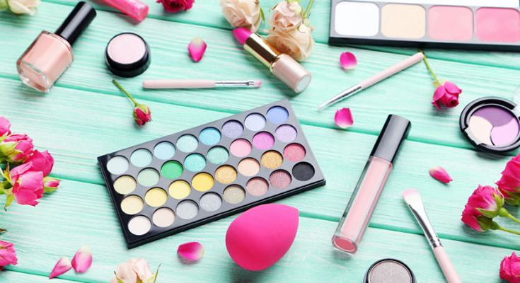 Косметика почти даром для тела, для волос, декоративная. Палетки от 79 руб, тушь - 59 руб, подводки- 45 руб., блески- от 50 руб. патчи 35 руб, филлеры -75 руб. Косметика почти даром для тела, для волос, декоративная. Палетки от 79 руб, тушь - 59 руб, подводки- 45 руб., блески- от 50 руб. патчи 35 руб, филлеры -75 руб.