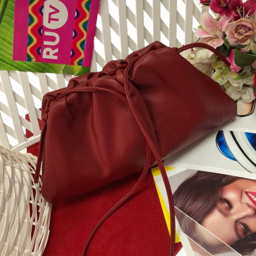 Новинки сумок по распродаже! Знаменитая сумка-пельмешка, очень удобная и такая стильная) Новинки сумок по распродаже! Знаменитая сумка-пельмешка, очень удобная и такая стильная)