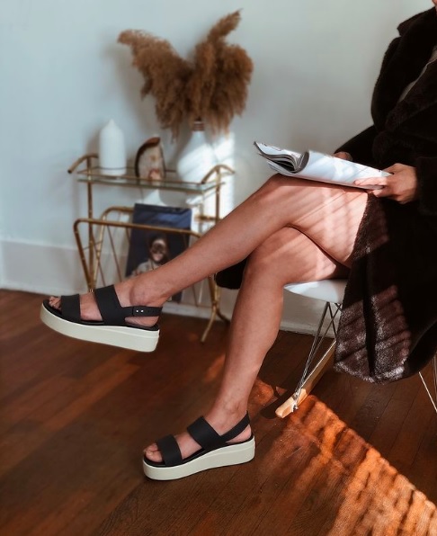 удобные Crocs Brooklyn удобные Crocs Brooklyn