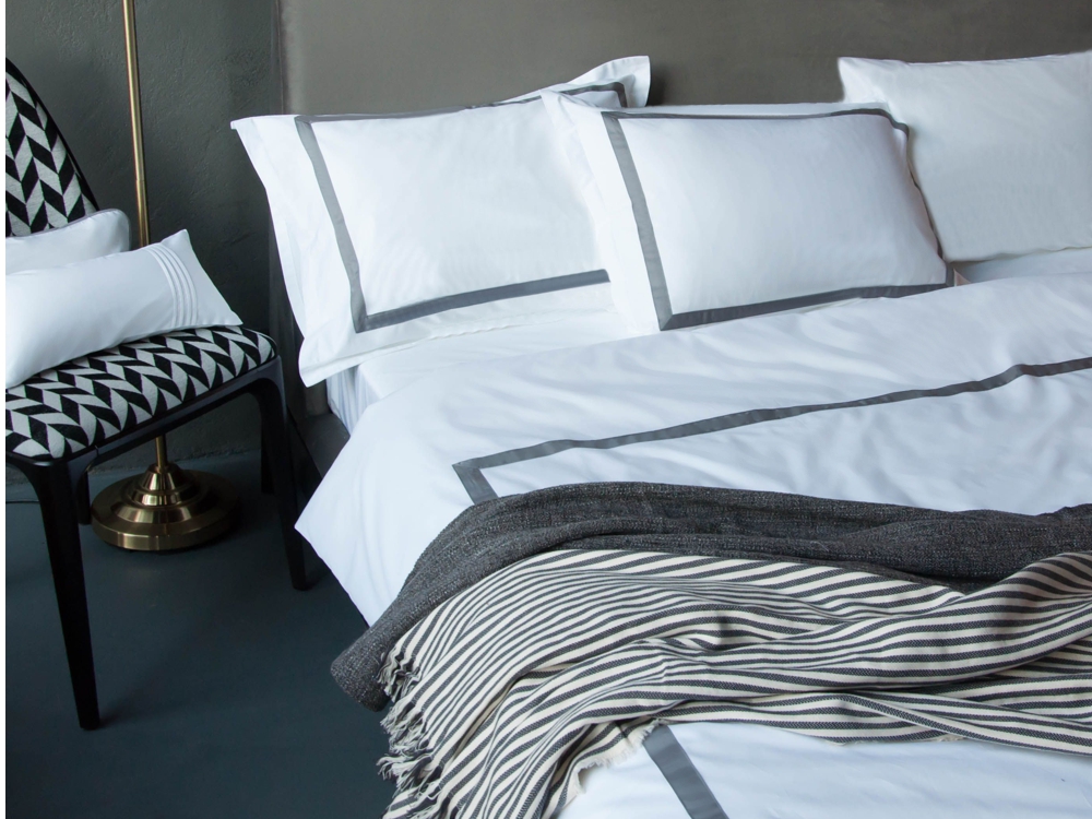 Сбор до 10.09. Устали от безумных рисунков и алых роз? Стильное постельное белье тут: белое, однотонное, с рисунками в европейском стиле. Для людей со вкусом! Сбор до 10.09. Устали от безумных рисунков и алых роз? Стильное постельное белье тут: белое, однотонное, с рисунками в европейском стиле. Для людей со вкусом!