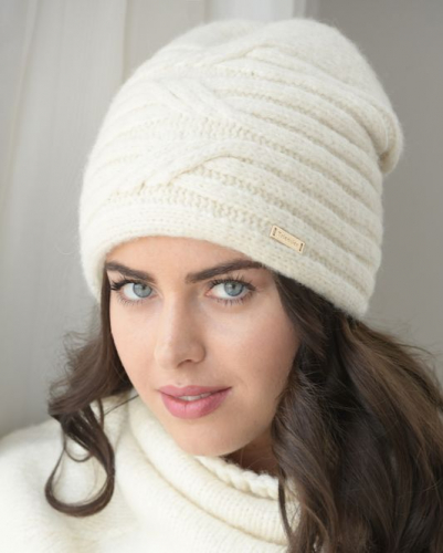 ТЕПЛЫЕ ЖЕНСКИЕ ШАПКИ ПО 500 р. ПРЕМИУМ-БРЕНД! ТЕПЛЫЕ ЖЕНСКИЕ ШАПКИ ПО 500 р. ПРЕМИУМ-БРЕНД!