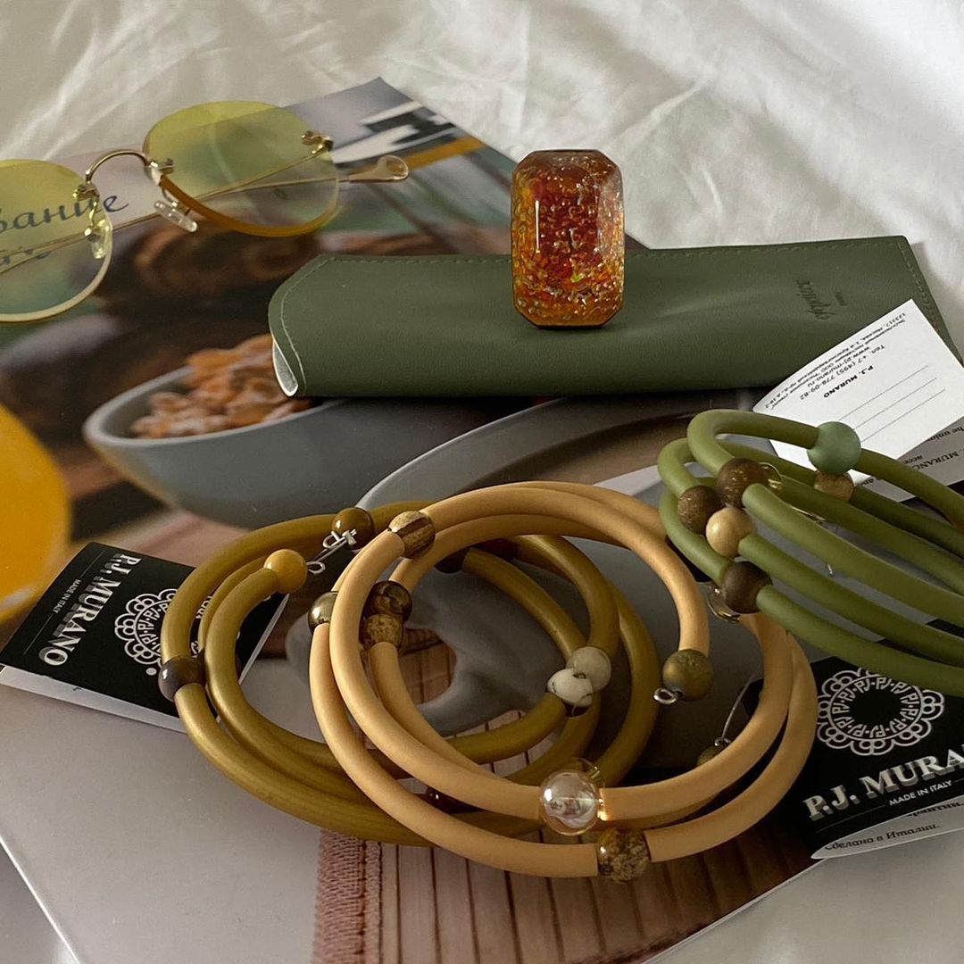 Сбор заказов до 18 октября. Стильно, эффектно, роскошно. Муранское стекло, венецианский бисер, ювелирная сетка, гипоаллергенный сплав и каучуковые шнуры. Сбор заказов до 18 октября. Стильно, эффектно, роскошно. Муранское стекло, венецианский бисер, ювелирная сетка, гипоаллергенный сплав и каучуковые шнуры.