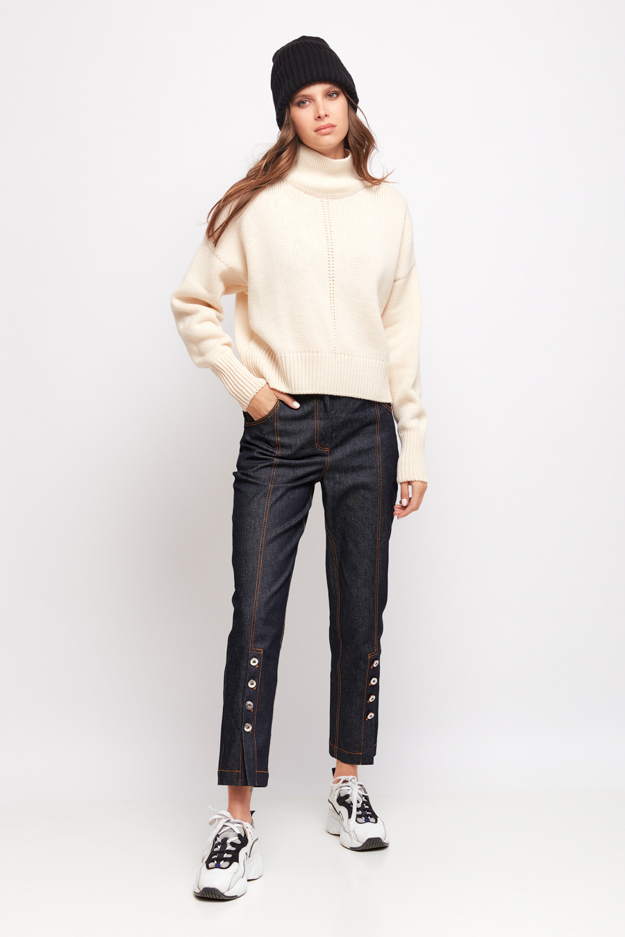 Девочки, может быть кому-то нужны клевые Джинсы Лакби . размер 46, мне великоваты( цена 3300р Девочки, может быть кому-то нужны клевые Джинсы Лакби . размер 46, мне великоваты( цена 3300р