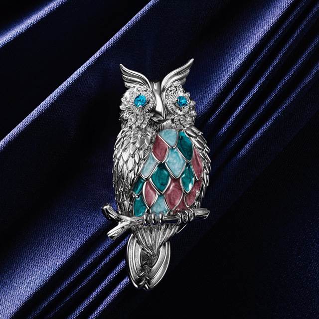 Брошь "Cова" Очень красивая!!! Брошь "Cова" Очень красивая!!!