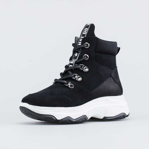 Удобно-модные ботинки на байке, последний 30 размер Удобно-модные ботинки на байке, последний 30 размер