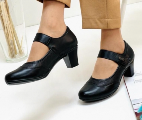 Туфли с небольшим каблуком. Офисные варианты, по цене всего 360руб! Туфли с небольшим каблуком. Офисные варианты, по цене всего 360руб!