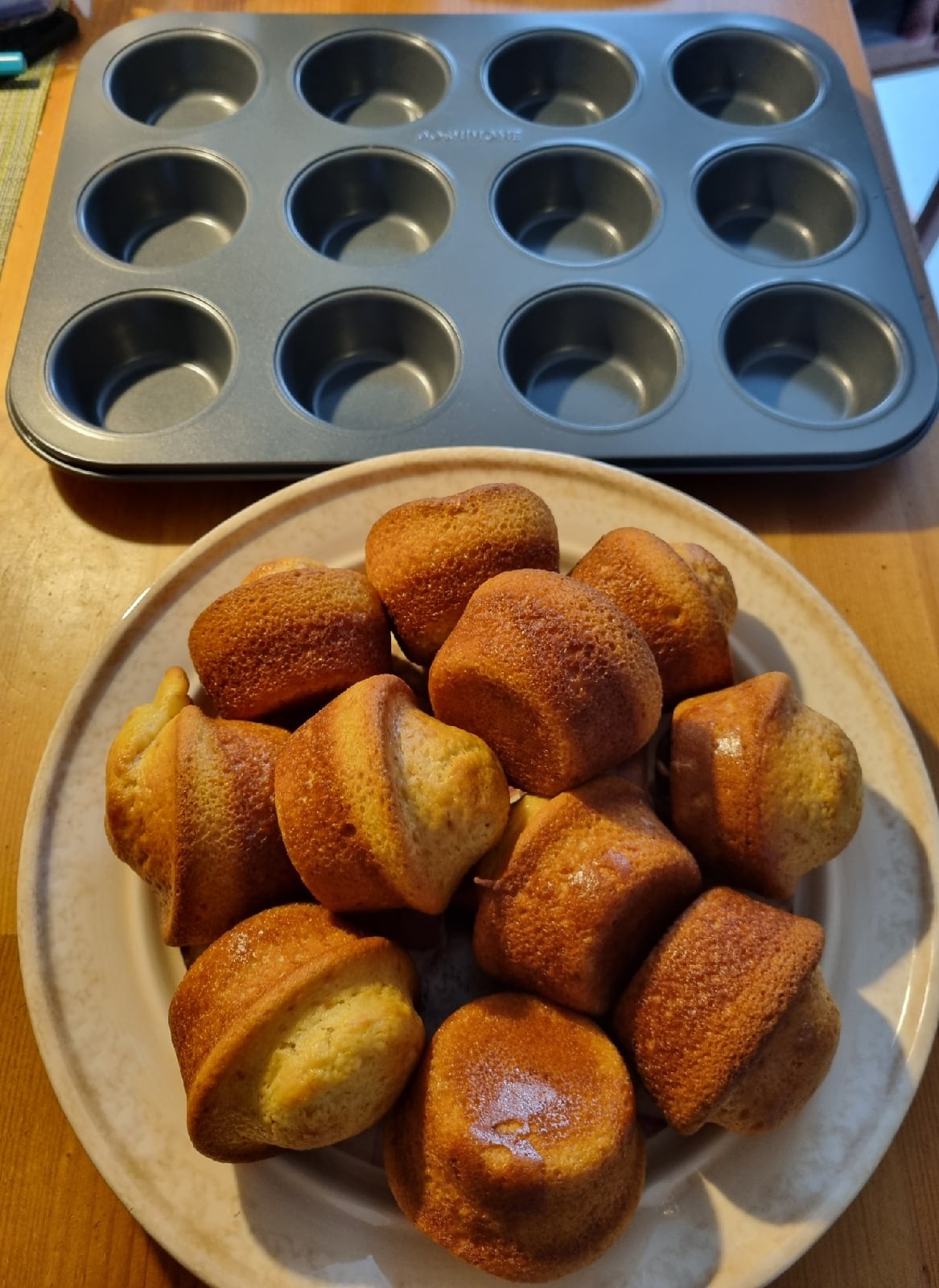 Подарки хозяюшкам. Dos*h ho*me. Доски, Сковороды, контейнеры, формы для выпечки, посуда. Стильно, качественно, доступно всем Подарки хозяюшкам. Dos*h ho*me. Доски, Сковороды, контейнеры, формы для выпечки, посуда. Стильно, качественно, доступно всем