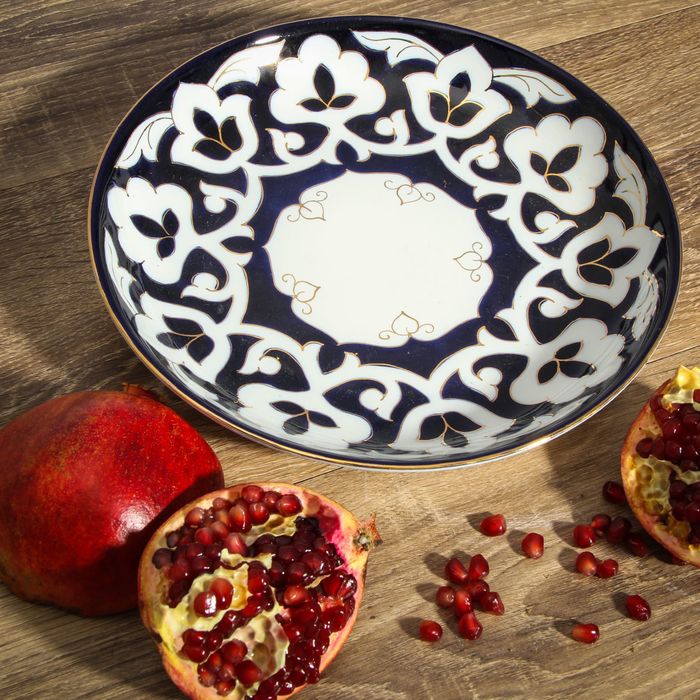 Если вы любите что-то необычное с духом востока - рекомендую посуду с традиционным узбекским орнаментом Пахта. В реале она очень крутая! Если вы любите что-то необычное с духом востока - рекомендую посуду с традиционным узбекским орнаментом Пахта. В реале она очень крутая!