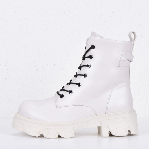 Полусапоги женские Mimiduo White с мехом Копия LUX Базовая цена: 1750 р Полусапоги женские Mimiduo White с мехом Копия LUX Базовая цена: 1750 р