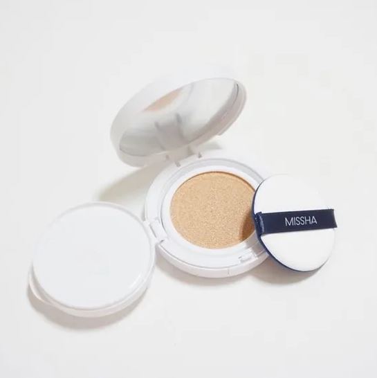 Хит среди кушонов!!! В наличии оттенок 23! Magic Cushion Cover Lasting SPF50+/PA+++ за 425Р Дешевле НЕТ НИГДЕ!!! Хит среди кушонов!!! В наличии оттенок 23! Magic Cushion Cover Lasting SPF50+/PA+++ за 425Р Дешевле НЕТ НИГДЕ!!!