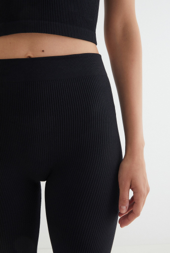 Пристрой Лосины жен. Insomnia черный L-XL 741р Пристрой Лосины жен. Insomnia черный L-XL 741р