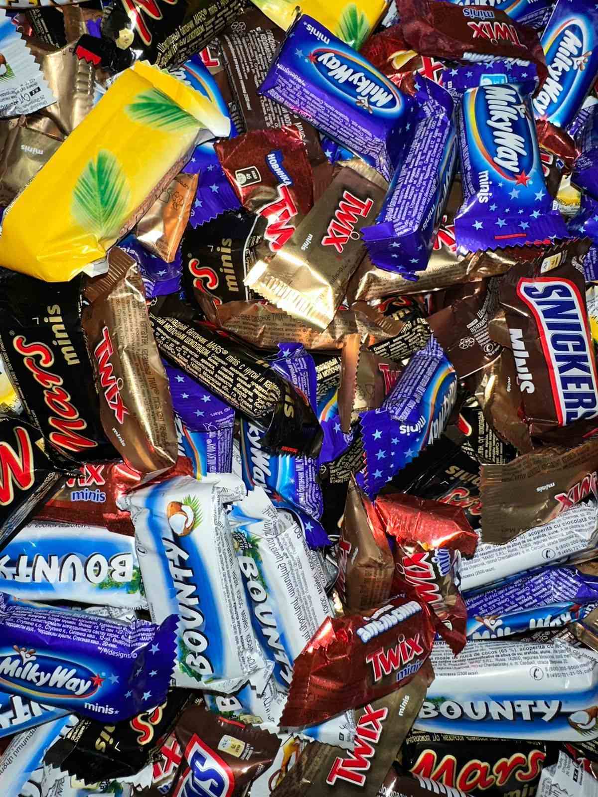 Микс мини батончики марс, сникерс, баунти, твикс, милкивей Микс мини батончики марс, сникерс, баунти, твикс, милкивей
