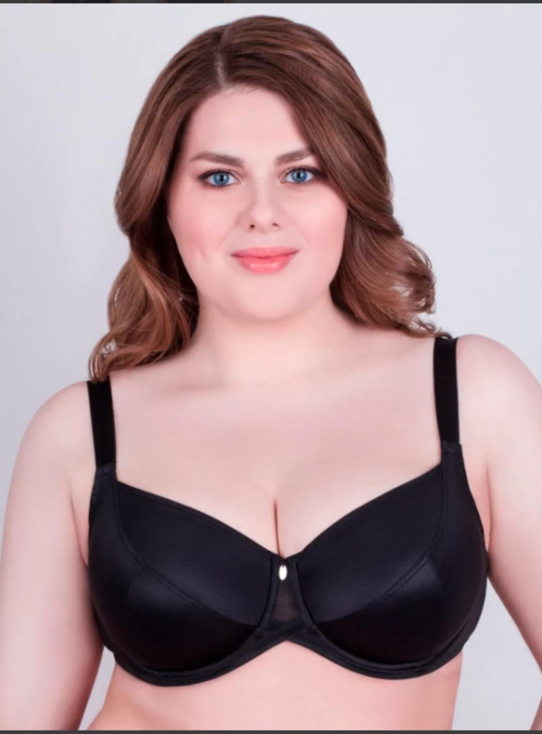 Пристрой Белый 105D 1582 р. Кому? Бюстгальтер из неэластичного и эластичного трикотажного полотна. На каркасах. Мягкие чашки с тройным диагональным членением. Нижние детали чашек ламинированы неэластичным трикотажным хлопковым полотном. Пристрой Белый 105D 1582 р. Кому? Бюстгальтер из неэластичного и эластичного трикотажного полотна. На каркасах. Мягкие чашки с тройным диагональным членением. Нижние детали чашек ламинированы неэластичным трикотажным хлопковым полотном.