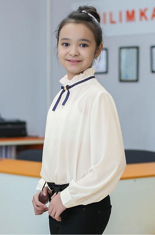 Школьная одежда (блузы, рубашки, брюки, трусики, носки, колготки) Школьная одежда (блузы, рубашки, брюки, трусики, носки, колготки)