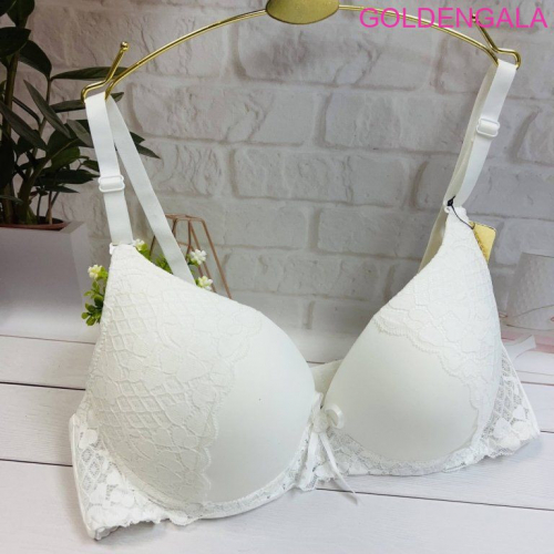 ИДЕАЛЬНОЕ СОЧЕТАНИЕ КОМФОРТА И ЭЛЕГАНТНОСТИ! Безупречная посадка и красивый силуэт, гладкое полотно и нежное кружево найдут отклик в сердце каждой женщины. ИДЕАЛЬНОЕ СОЧЕТАНИЕ КОМФОРТА И ЭЛЕГАНТНОСТИ! Безупречная посадка и красивый силуэт, гладкое полотно и нежное кружево найдут отклик в сердце каждой женщины.