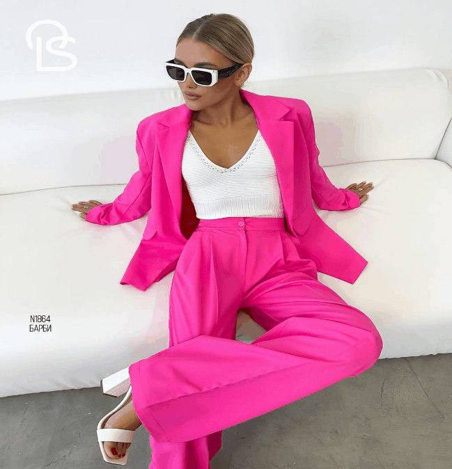 Брючные костюмы любого фасона, расцветки, под каблуки и кеды. по цене, как за одни брюки) Брючные костюмы любого фасона, расцветки, под каблуки и кеды. по цене, как за одни брюки)