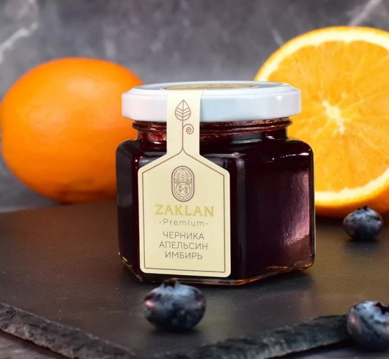 Черничный космополитен - это настоящий Russian Vodka Jam. Черничный космополитен - это настоящий Russian Vodka Jam.