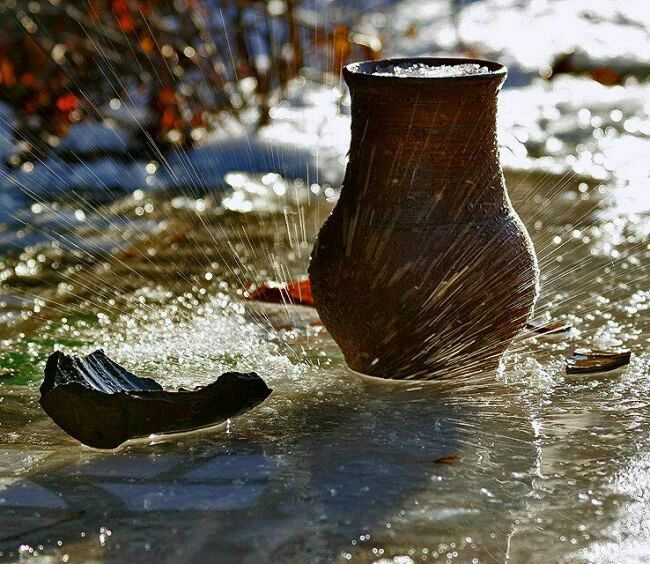 ДАЖЕ РАЗБИТЫЙ КУВШИН МОЖЕТ БЫТЬ СОСТОЯТЕЛЕН. ПРИТЧА ДАЖЕ РАЗБИТЫЙ КУВШИН МОЖЕТ БЫТЬ СОСТОЯТЕЛЕН. ПРИТЧА