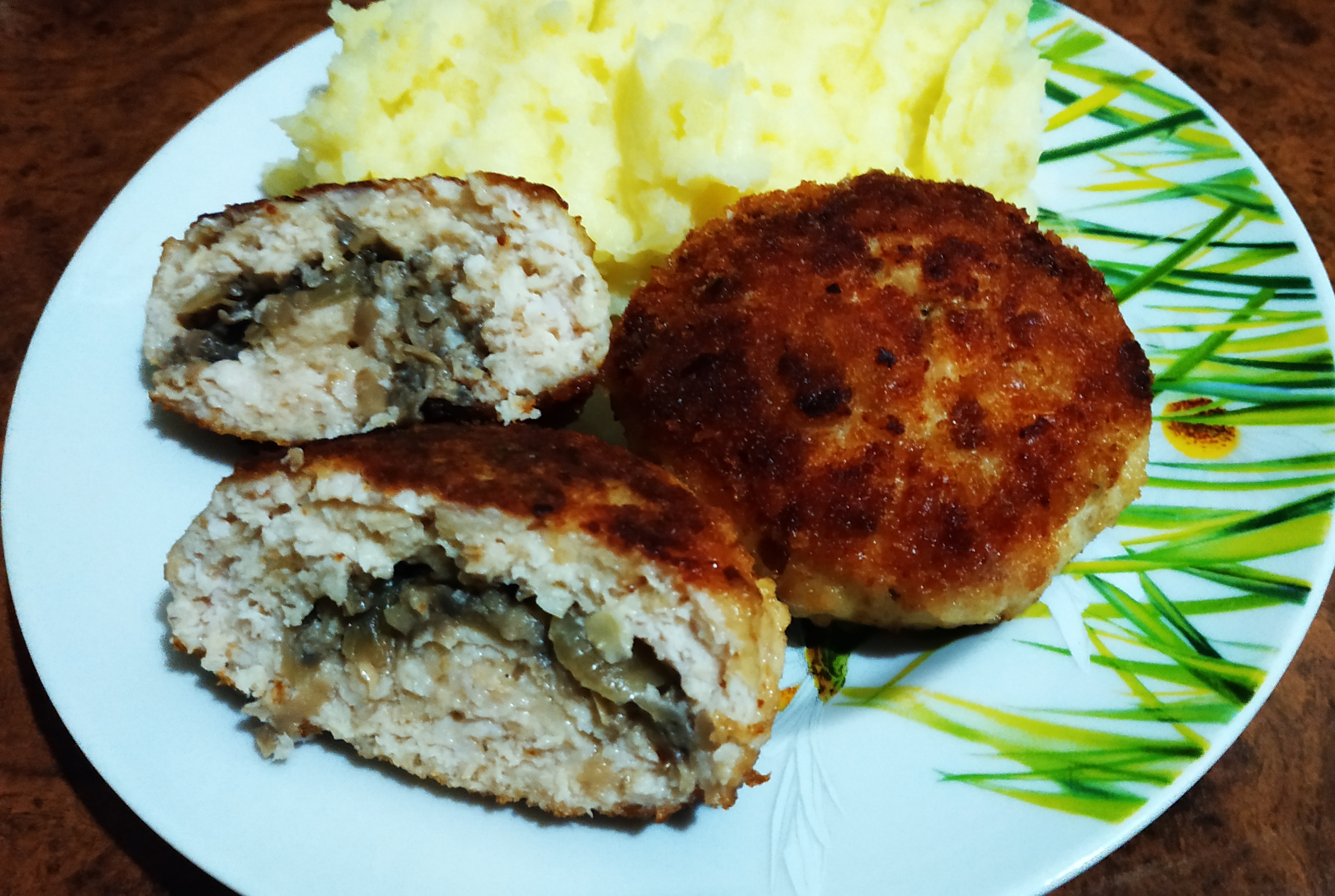 Очень вкусные зразы с грибами! В сборе Вкусного с доставкой к дому 16-17 января Очень вкусные зразы с грибами! В сборе Вкусного с доставкой к дому 16-17 января