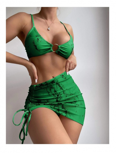 Зеленый свет твоему лету за 859Р! Комплект купальника: плавки, лифчик и юбка, чтобы ты была неотразима на каждый курортный взгляд! Зеленый свет твоему лету за 859Р! Комплект купальника: плавки, лифчик и юбка, чтобы ты была неотразима на каждый курортный взгляд!