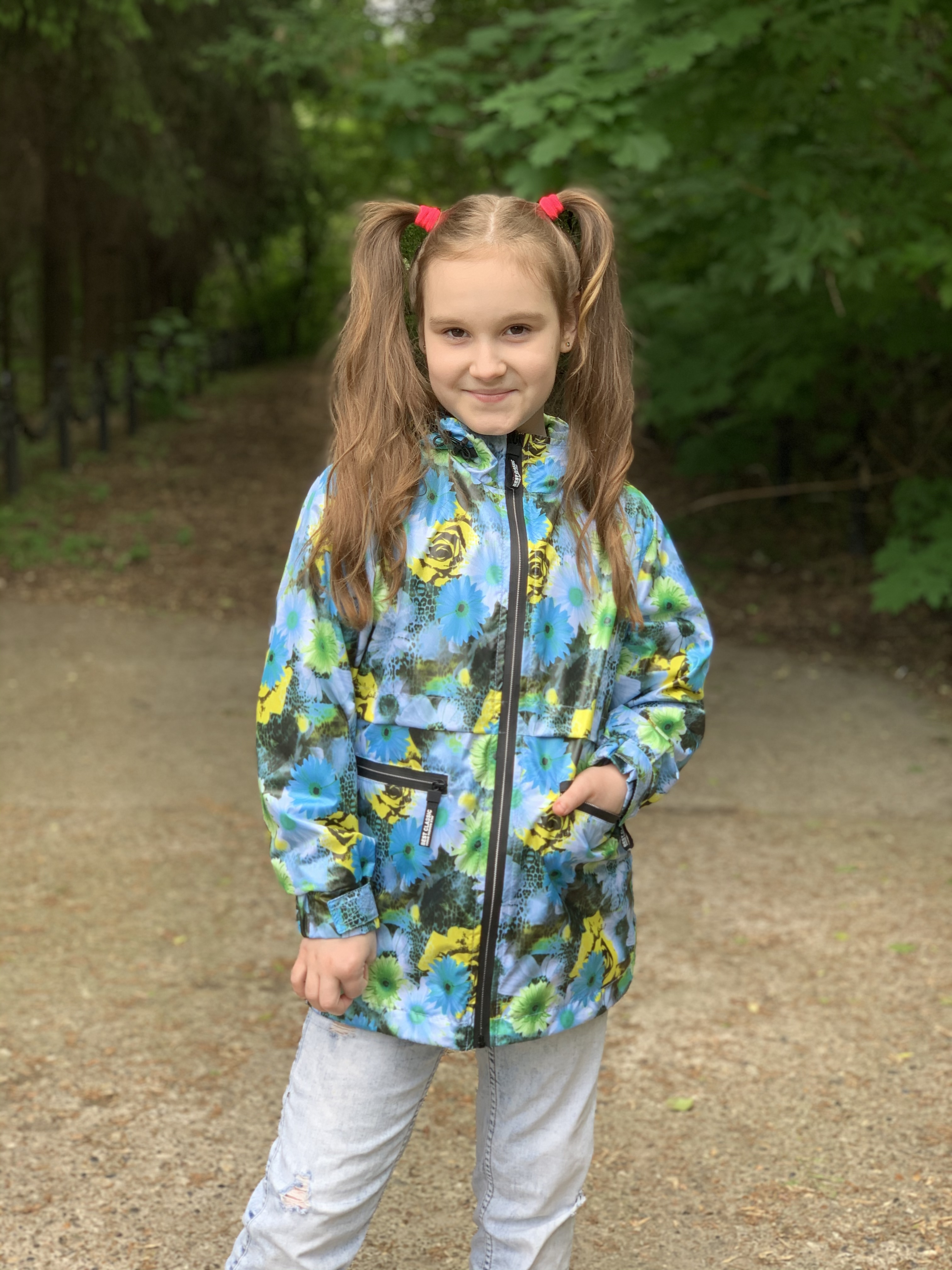 Последние размеры 116, 122 всего за 1440 руб!! Куртка-ветровка на х/б подкладе красивой яркой расцветки, практичная и удобная, станет одной из любимых вещей в гардеробе Вашей юной модницы! Последние размеры 116, 122 всего за 1440 руб!! Куртка-ветровка на х/б подкладе красивой яркой расцветки, практичная и удобная, станет одной из любимых вещей в гардеробе Вашей юной модницы!