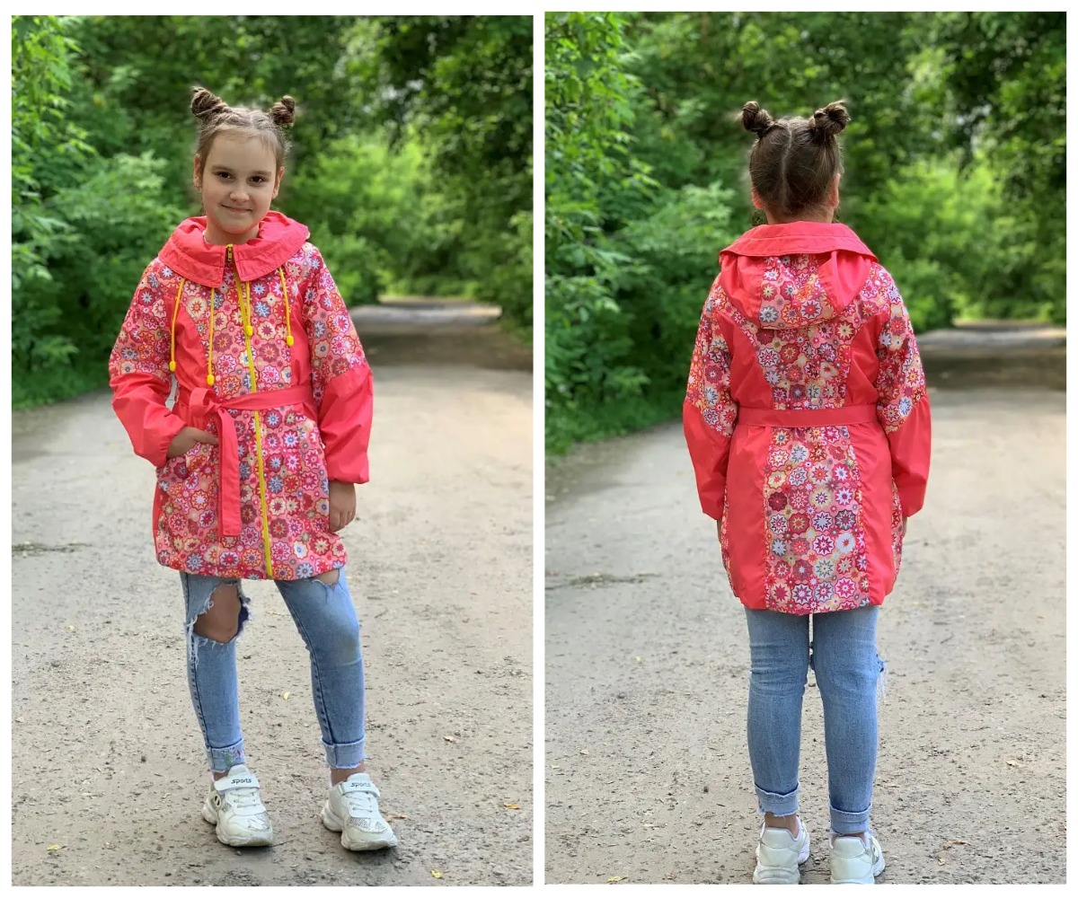 Последний размер 104 по старой цене 960 руб!! Плащ красивого кораллового цвета для девочки. До линии талии и в рукавах подкладка флис. Пышность модели придают складки выполненные на боковых карманах Последний размер 104 по старой цене 960 руб!! Плащ красивого кораллового цвета для девочки. До линии талии и в рукавах подкладка флис. Пышность модели придают складки выполненные на боковых карманах