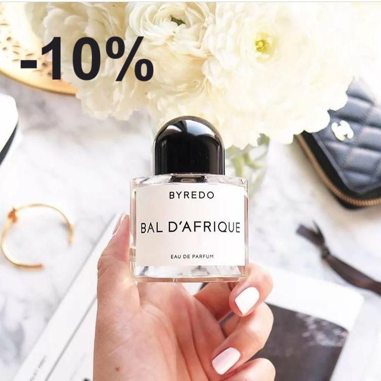 Замечательный аромат на все времена! Манящиий, игривый, притягательный, он просто не может не нравится))) Попробуете раз - больше остановиться не сможете! Замечательный аромат на все времена! Манящиий, игривый, притягательный, он просто не может не нравится))) Попробуете раз - больше остановиться не сможете!