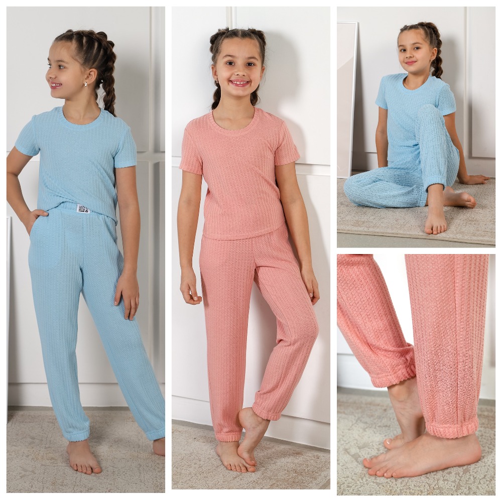 Еще один красавчик из "вафельки" . Крой другой и на мой 46 немного в обтяг.. Можно брать на 44 размер. СМОТРИТЕ ОБЗОР! Заказываем на подарки к НГ! Еще один красавчик из "вафельки" . Крой другой и на мой 46 немного в обтяг.. Можно брать на 44 размер. СМОТРИТЕ ОБЗОР! Заказываем на подарки к НГ!