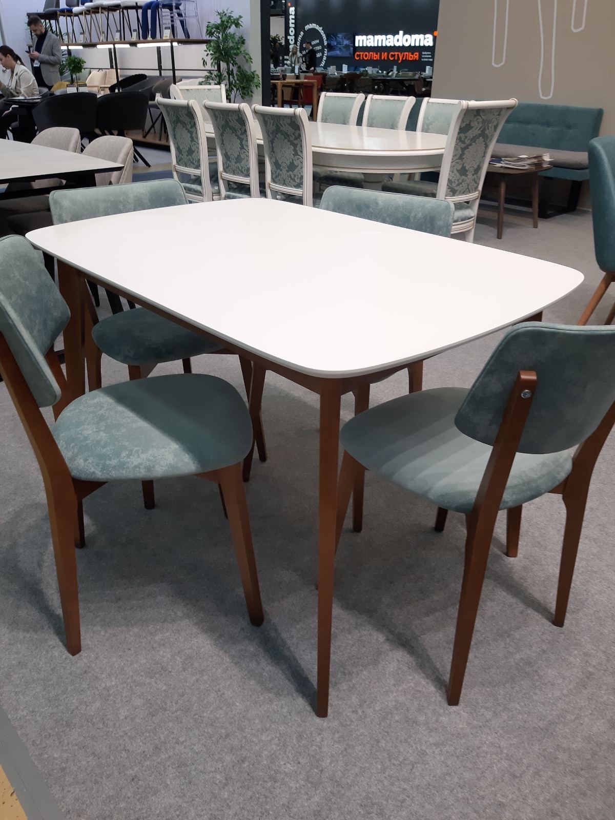 Сбор до 20.10. Мебель из массива Нижегородской фабрики Де*кор Клас*сик. Обеденные столы, стулья, банкетки, журнальные столики, цветочницы. Выкуп - 50. Сбор до 20.10. Мебель из массива Нижегородской фабрики Де*кор Клас*сик. Обеденные столы, стулья, банкетки, журнальные столики, цветочницы. Выкуп - 50.