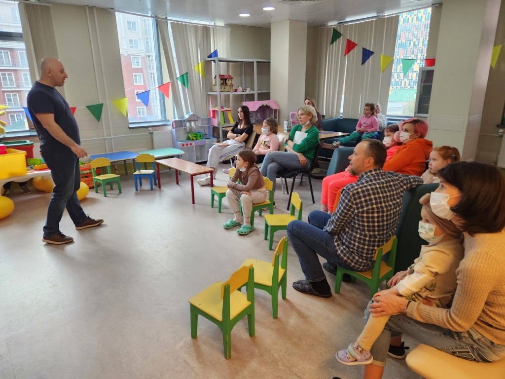 Валентин Постников написал для детей, которые лечатся в Морозовской больнице Валентин Постников написал для детей, которые лечатся в Морозовской больнице