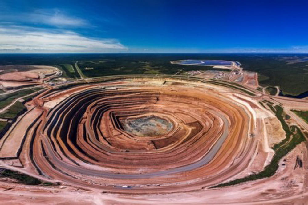 1 млрд. рублей на развитие: АО "АЛМАЗЫ ПОМОРСКОГО КРАЯ" ищет инвесторов через FINMUSTER 1 млрд. рублей на развитие: АО "АЛМАЗЫ ПОМОРСКОГО КРАЯ" ищет инвесторов через FINMUSTER